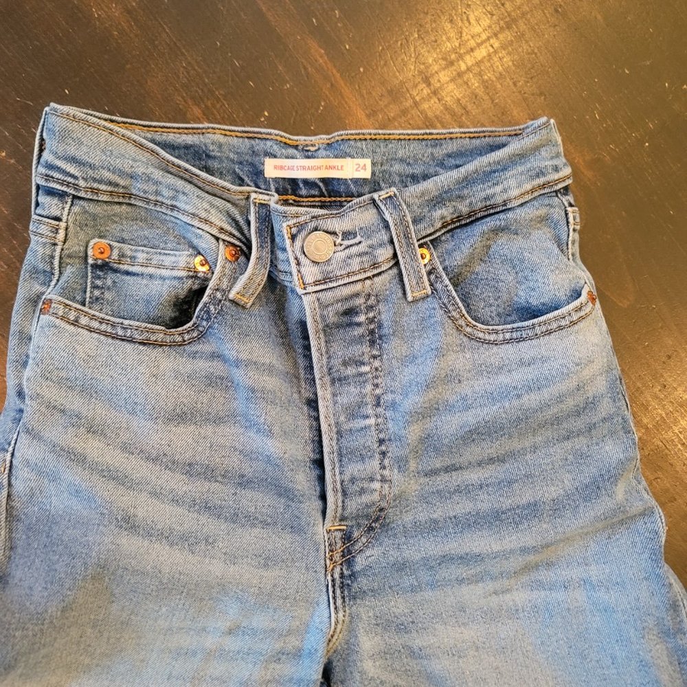 Levi Jeans Size 24 Ribcage Straight Ankle - Picture 3 of 3